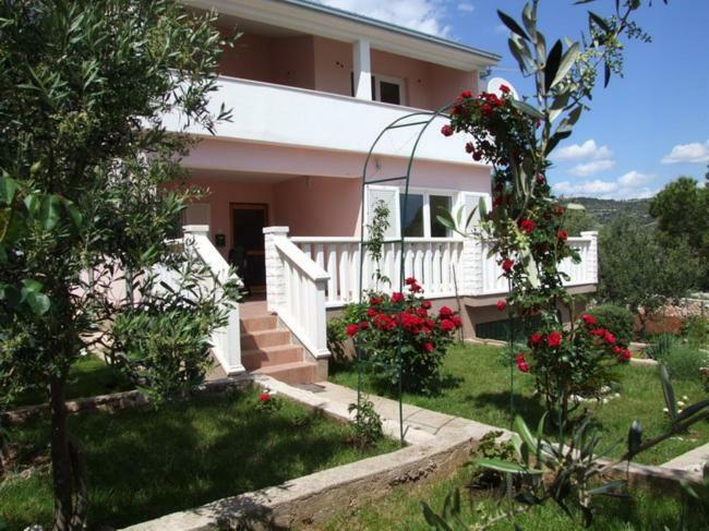 סביד Apartments Skerlep מראה חיצוני תמונה